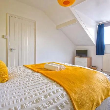 Semesterbostad Skelton House - Fast Wi-fi - Work - Groups Leeds (West Yorkshire)